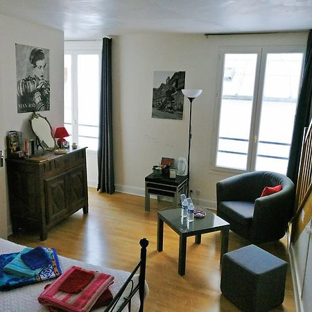 Chambre D'Hote Des Artistes Paris Bagian luar foto