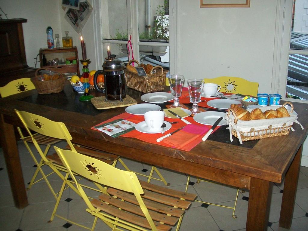 Chambre D'Hote Des Artistes Paris Bagian luar foto