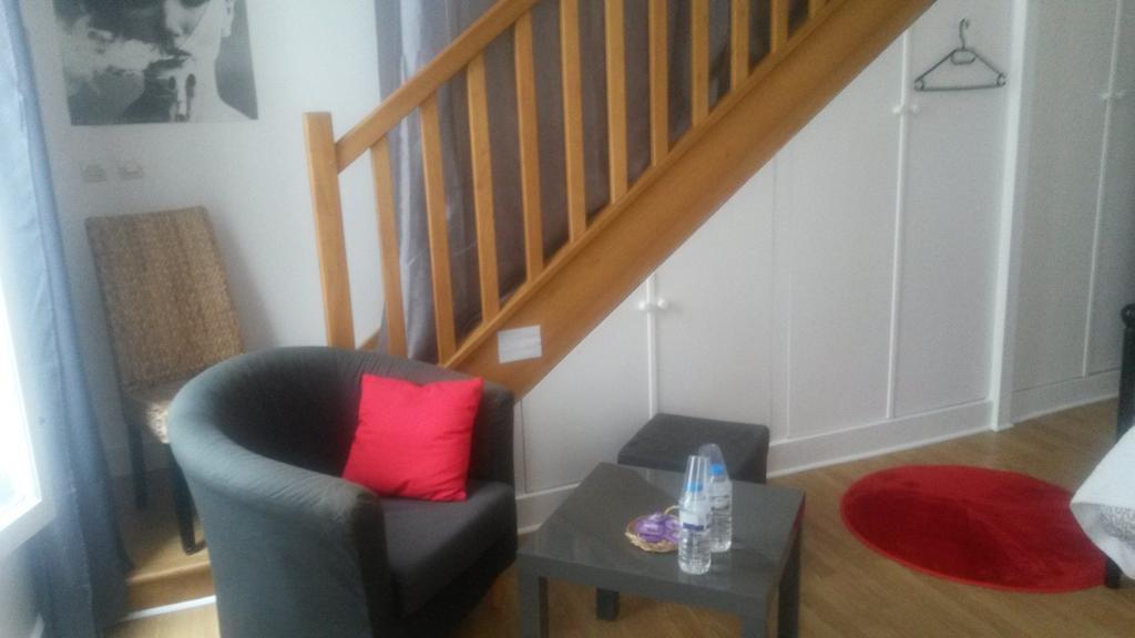 Chambre D'Hote Des Artistes Paris Bagian luar foto