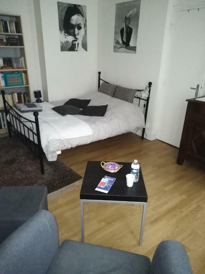 Chambre D'Hote Des Artistes Paris Bagian luar foto
